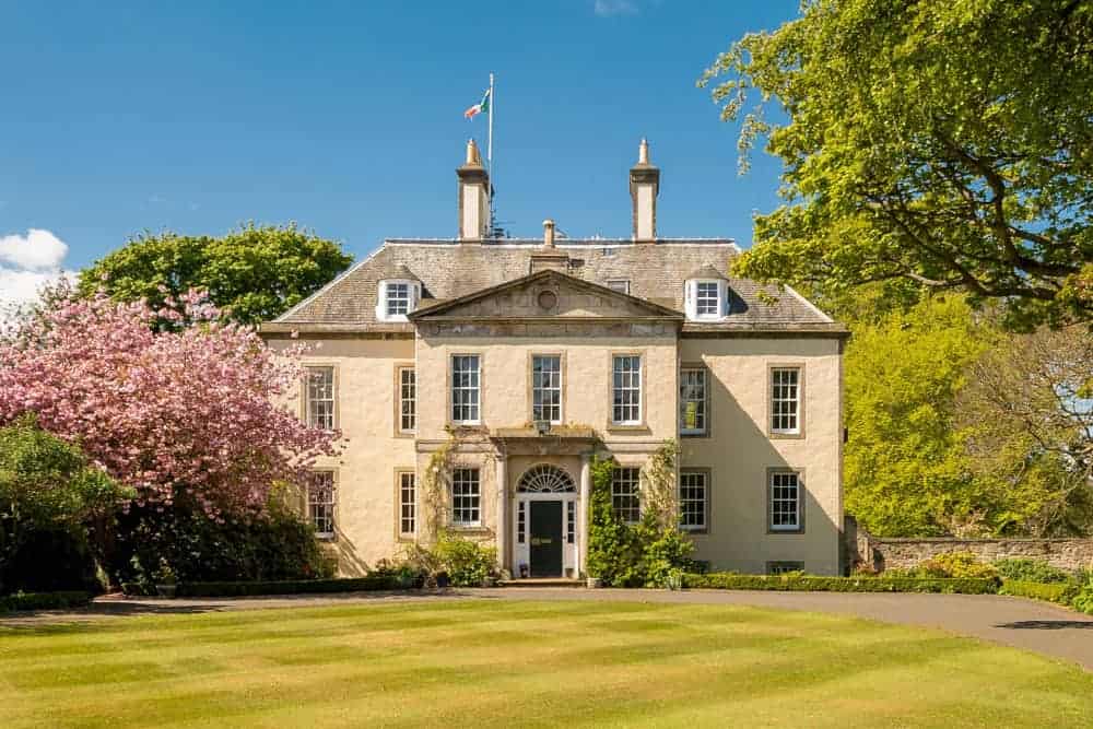 luxury hen party house in Edinburgh