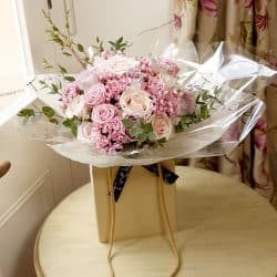 Flower Crown Hen Parties In Derbyshire – Tineke Floral Designs