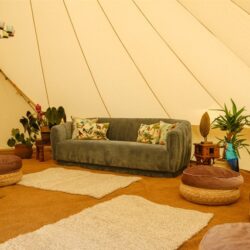 Hen Party Glamping Near The New Forest