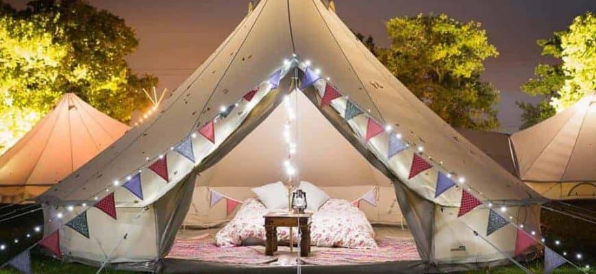 glamping hen party with a hot tub