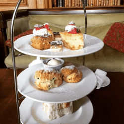 Wine & Food Hen Parties In The Cotswolds