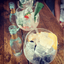 Wine & Food Hen Parties In The Cotswolds