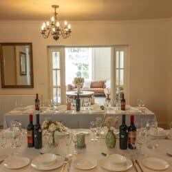 Hen Party Cottage With Hot Tub In The Cotswolds