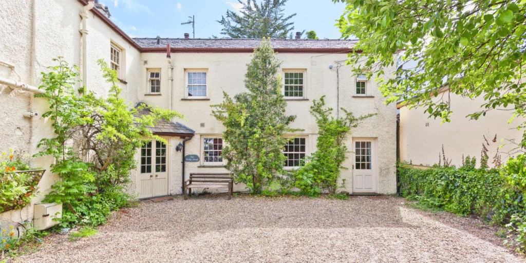 lake district house outside
