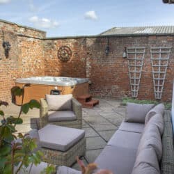Luxury Hen Party House with Hot Tub in Yorkshire