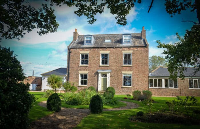Luxury Hen Party House with Hot Tub in Yorkshire