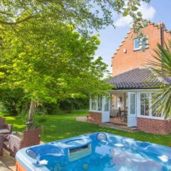 Luxury Hen Party House In Norfolk (With Hot Tub) | Meadow House